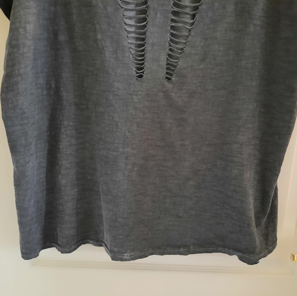 mblm Slash Back Tee - Picture 7 of 10